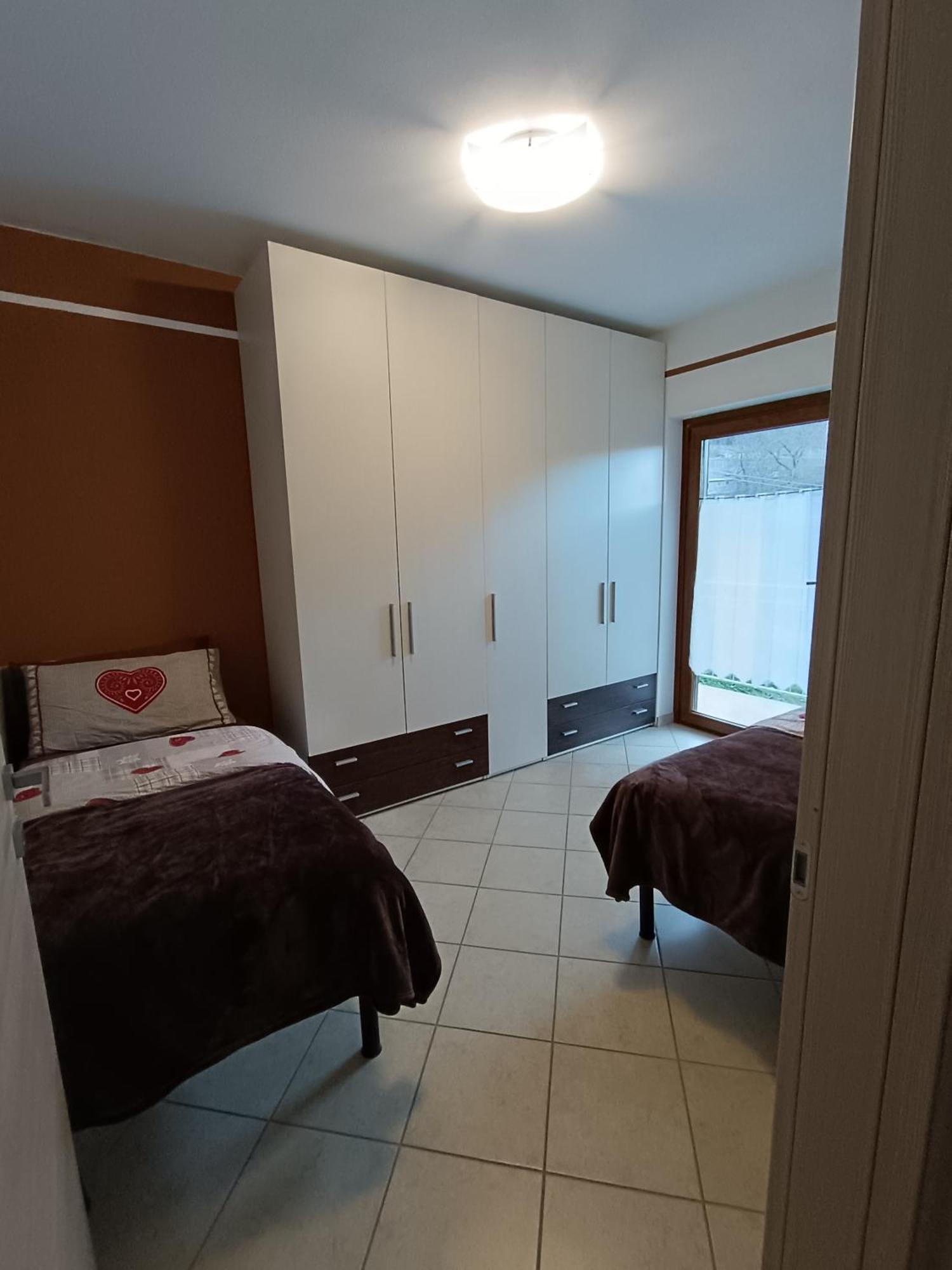 Pisolo Selvaggio Daire Tirano Oda fotoğraf